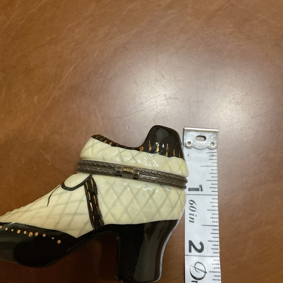 Porcelain Vintage Shoe Look Trinket, Pill, Jewelry Box. - Picture 8 of 10